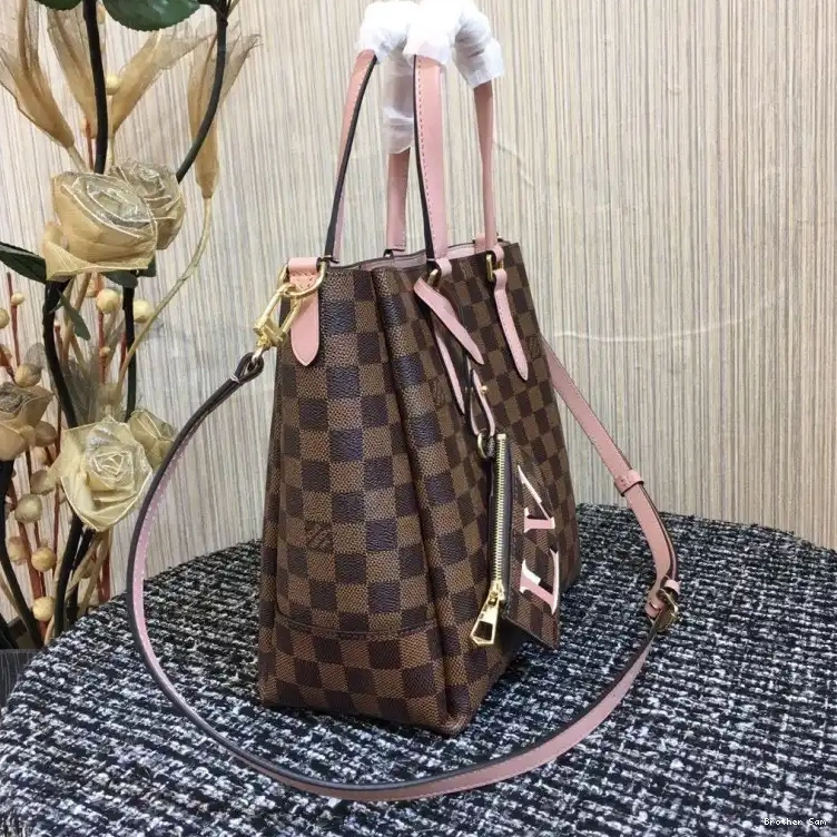 Brother Sam Yupoo Bags LV 20B570047 0526